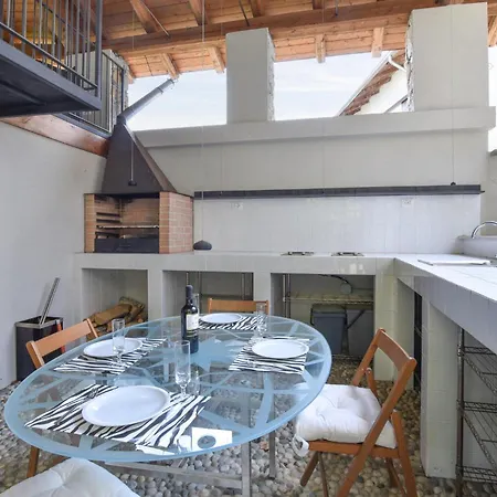 In - Bo With Kitchen Holiday home *