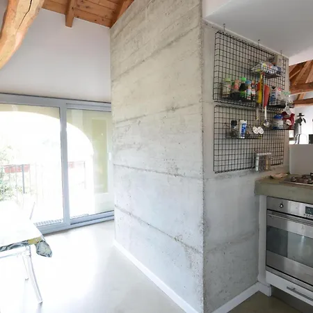 In - Bo With Kitchen